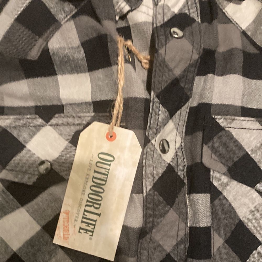 Flannel - Picture 2 of 4